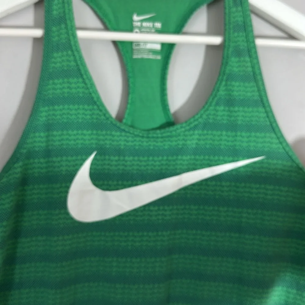 Nike stay active
